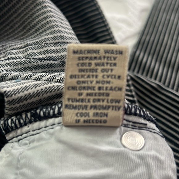 Jeans - Picture 8 of 8